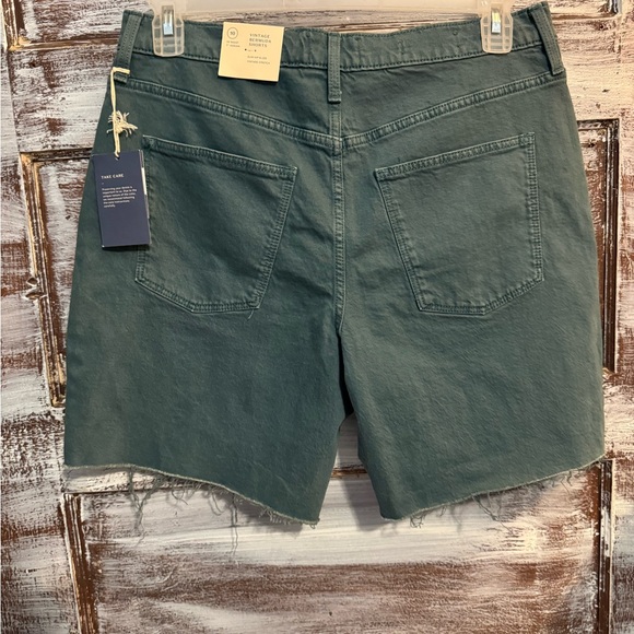 Universal Thread Green Women's Shorts - Picture 2 of 4